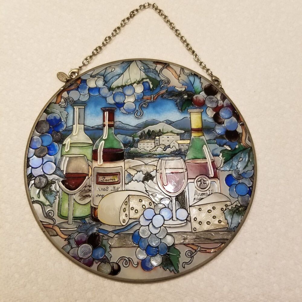 Vintage Amia stained glass sun catcher approx 6" round